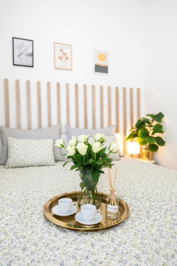Alure Residences 2 & 24H Self Check-In, Parking In The Garage In The Apartment Building Included, New Building, Terrace, Green Location With A Forest Park With A Lake, Children'S Playground バンスカー・ビストリツァ エクステリア 写真